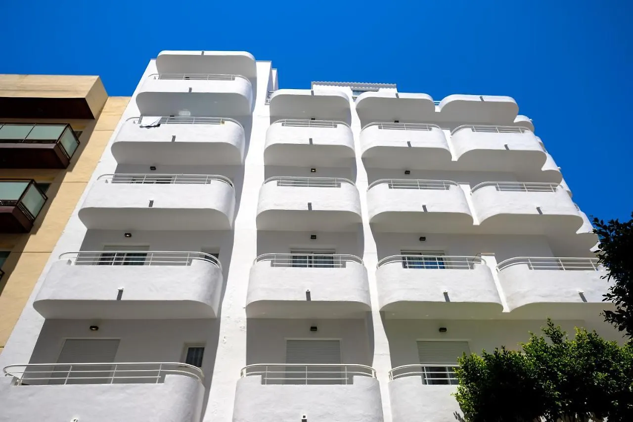 Sal Mar Suites Santa Eulària des Riu 2*,