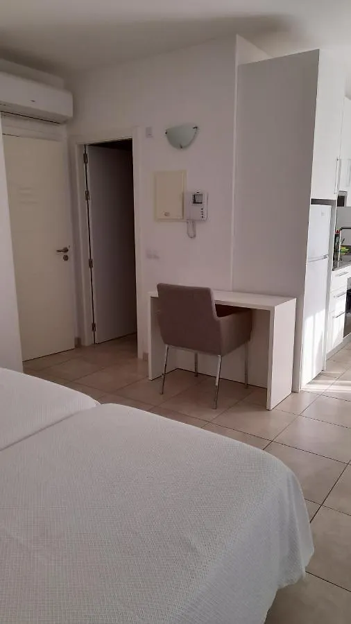 Sal Mar Suites Santa Eulària des Riu 2*,  Spanien